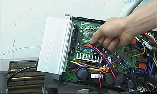 汾西美的空调电话是多少